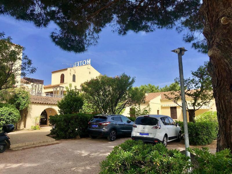 LʼÎle-Rousse Motel Le Vieux Moulin المظهر الخارجي الصورة