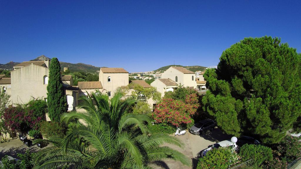LʼÎle-Rousse Motel Le Vieux Moulin المظهر الخارجي الصورة