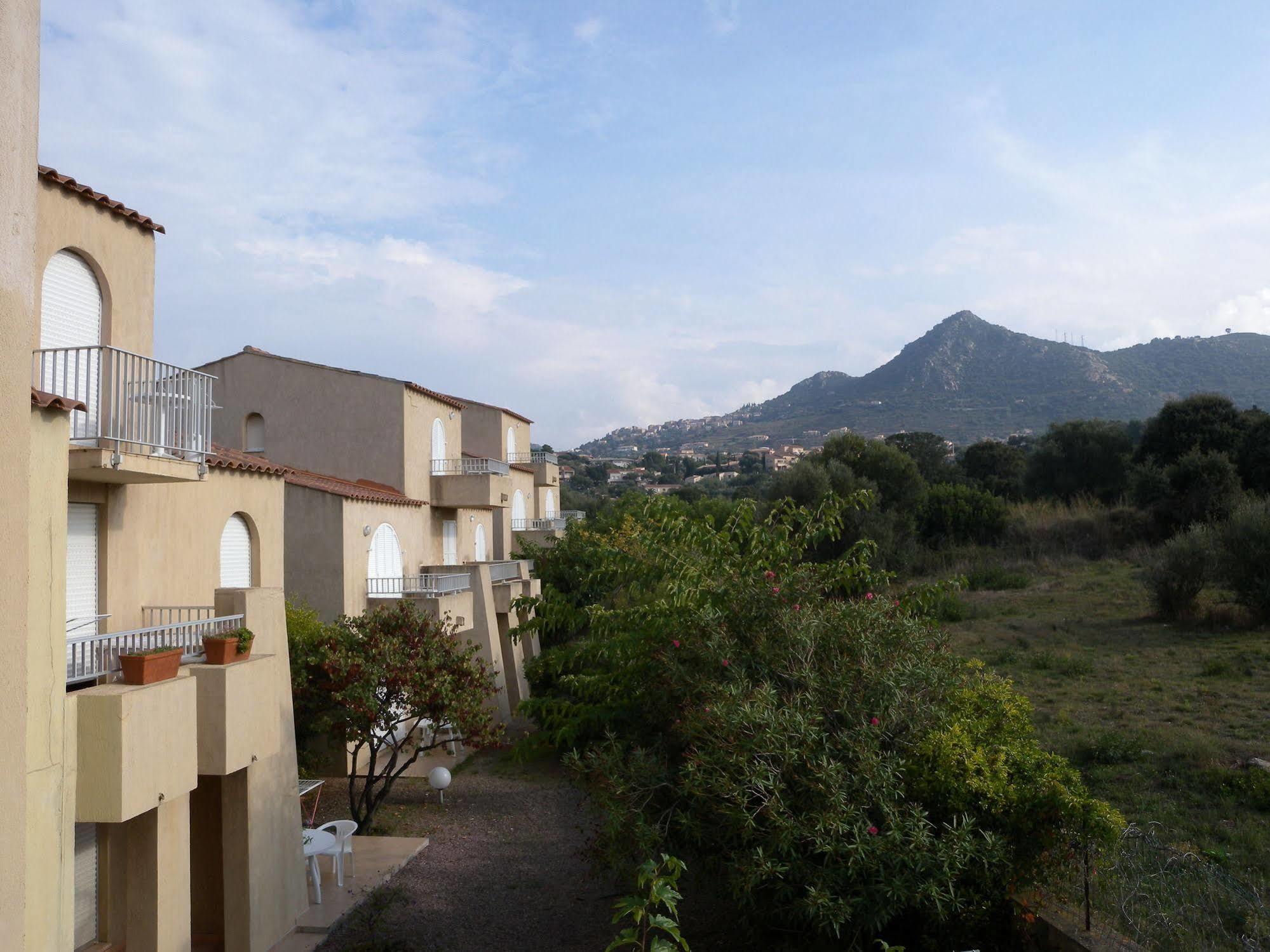LʼÎle-Rousse Motel Le Vieux Moulin المظهر الخارجي الصورة